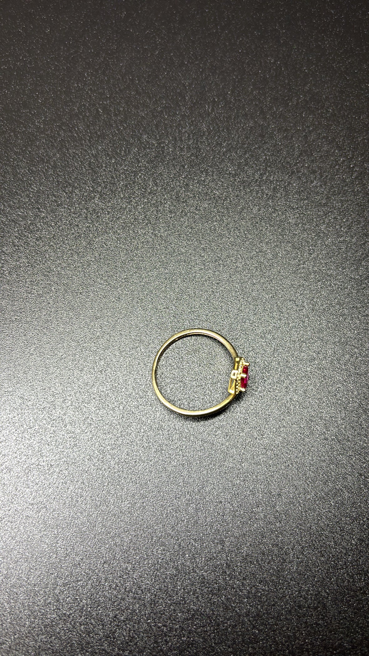 Anillo de mujer en oro 10K