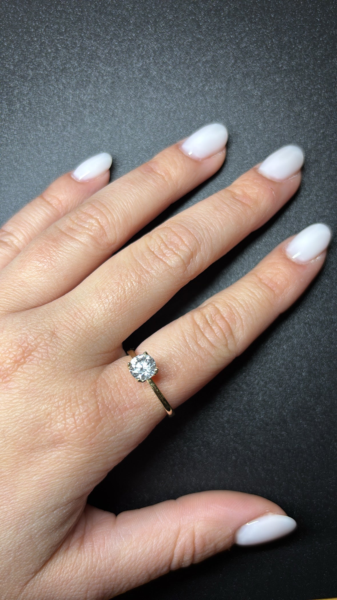 Anillo de mujer en oro 10K