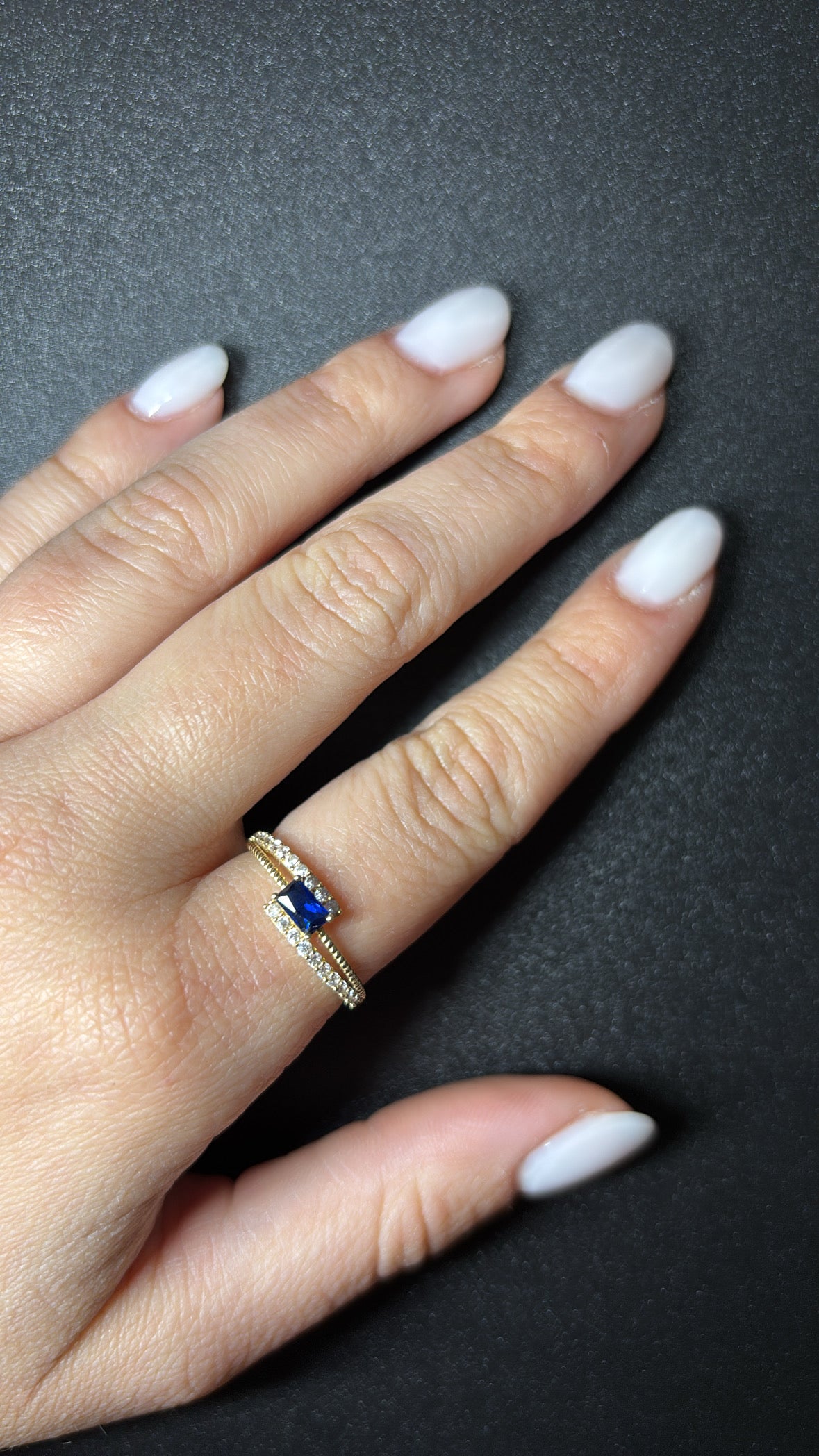 Anillo de mujer en oro 10K