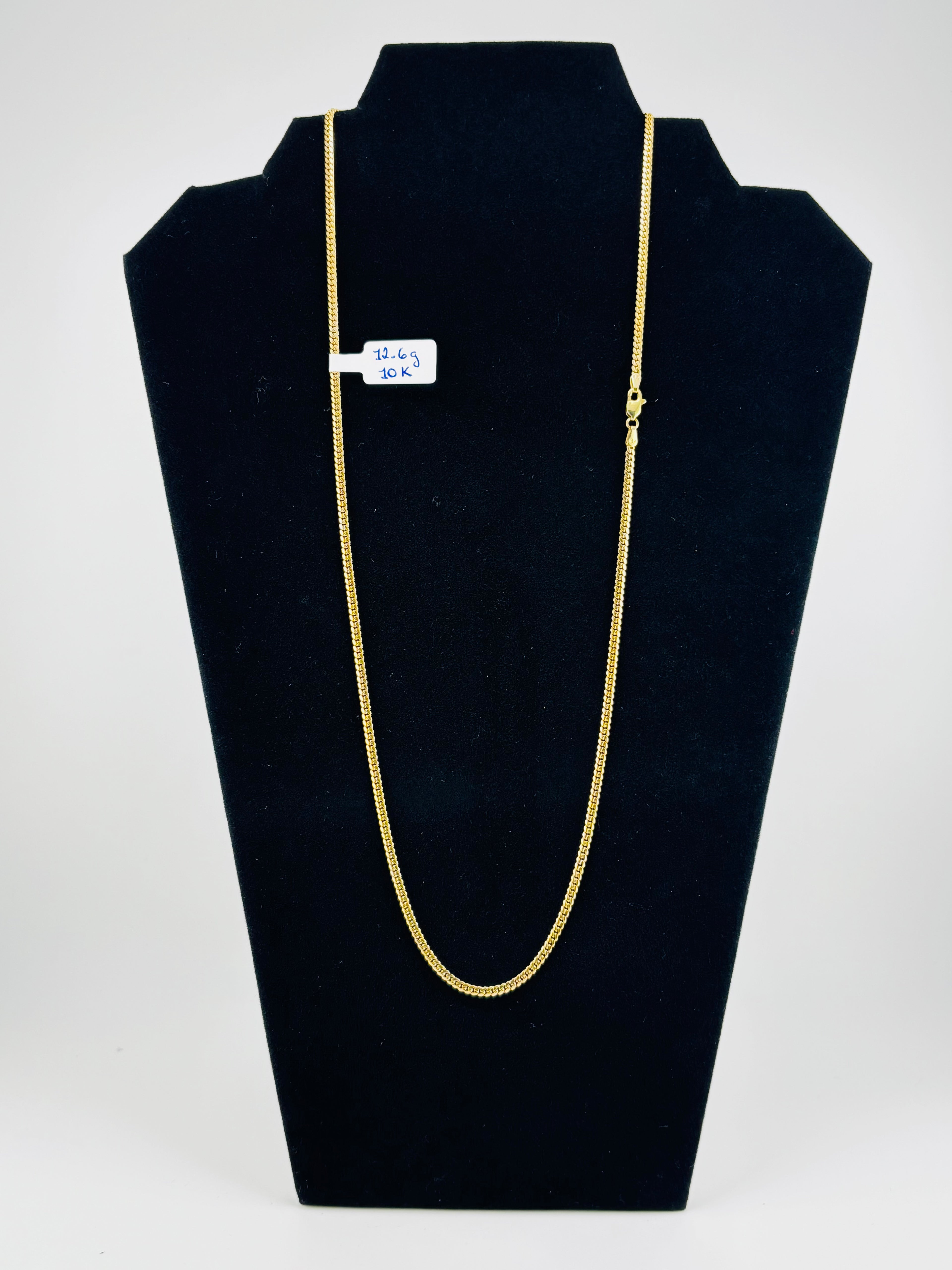 Cadena fina eslabón cubano en oro 10K.Pesa 12.6 gramos